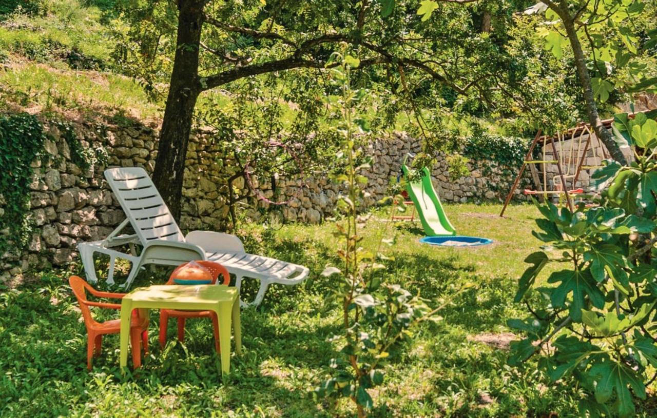 Holiday Home With A Private Pool Podspilje  المظهر الخارجي الصورة
